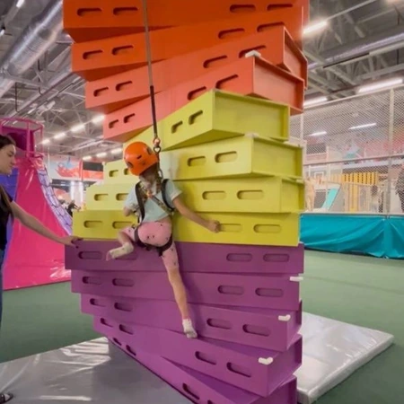 Fly Kids в ТРЦ Остров